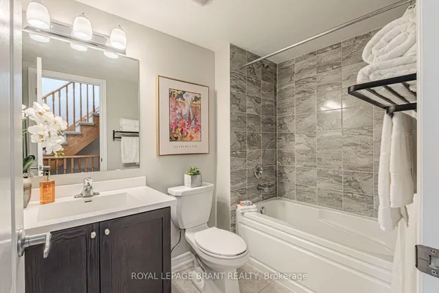 房产图片 24 - 422 Athabasca Common