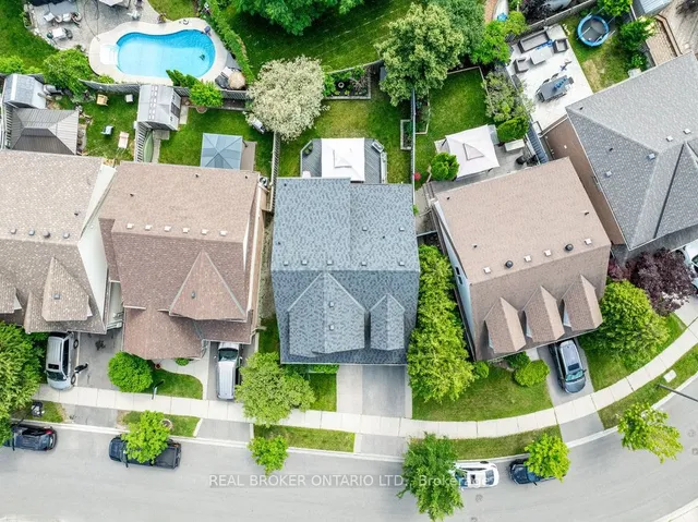 Additional image 29 of 591 Caverhill Cres