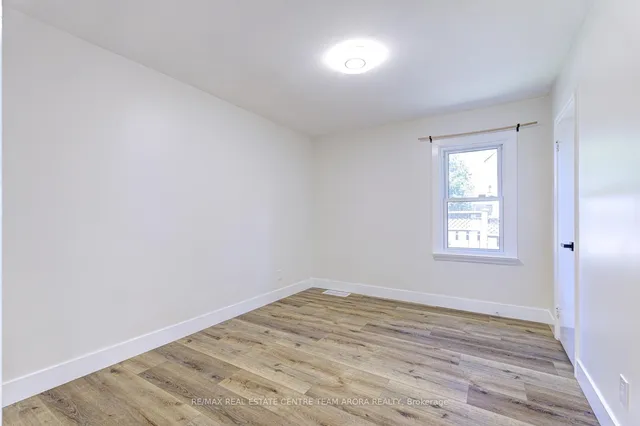 Additional image 15 of 178 Cloverdale Ave