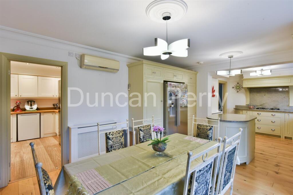 Additional image 32 of Moffats Lane, Brookmans Park, Herts