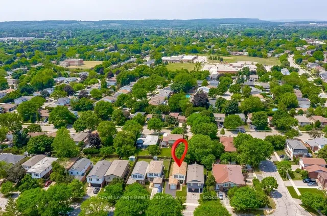 Additional image 47 of 1225 Consort Cres