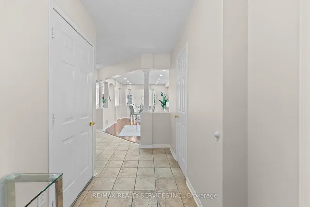 Additional image 8 of 8 Capistro St