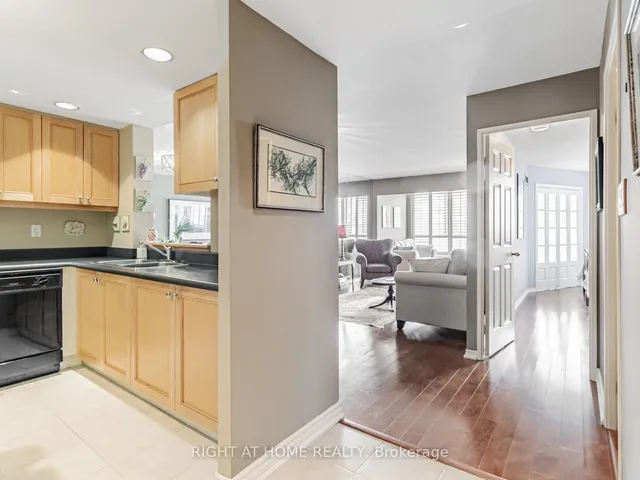 Additional image 8 of 225 Davenport Rd Unit 319