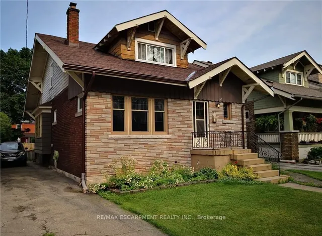 Additional image 17 of 167 BALMORAL Ave