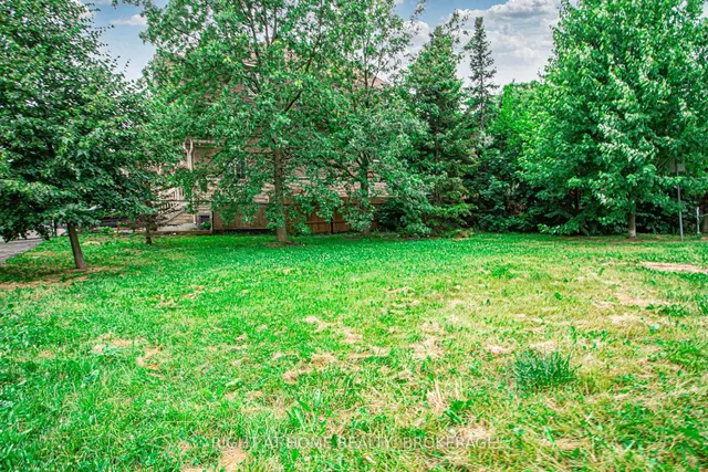 房产图片 22 - 1358 Granrock Cres