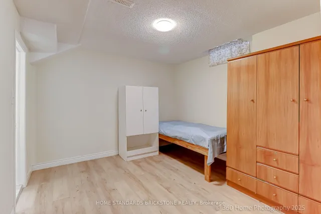 Additional image 21 of 16 Lansbury Dr