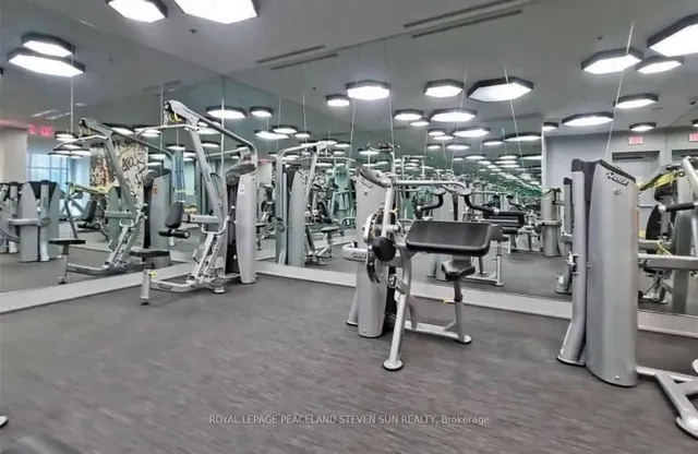 Additional image 29 of 199 Richmond St Unit 1004