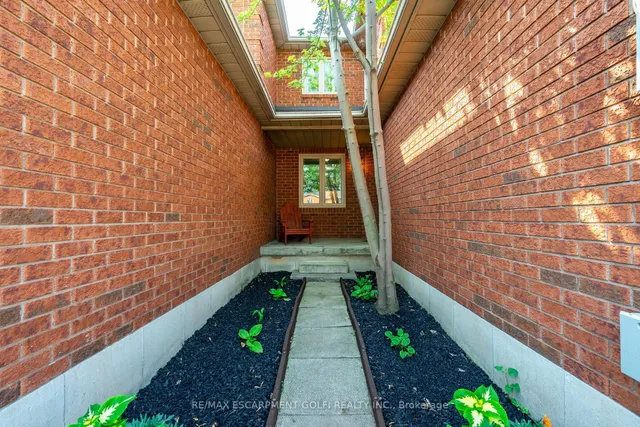 Additional image 4 of 1380 Treeland St