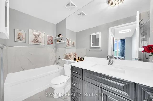 Additional image 21 of 215 Fort York Blvd Unit 707