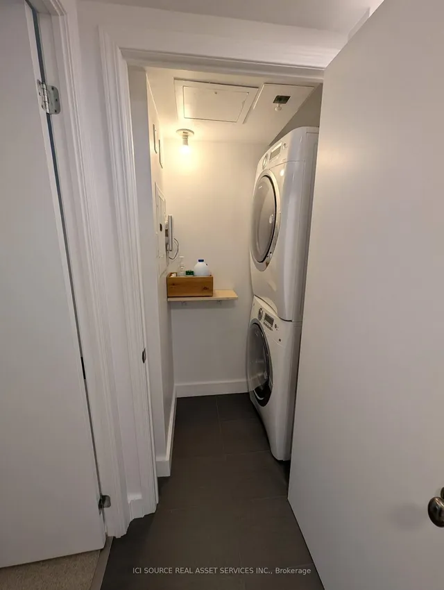 Additional image 30 of 954 King St Unit 319