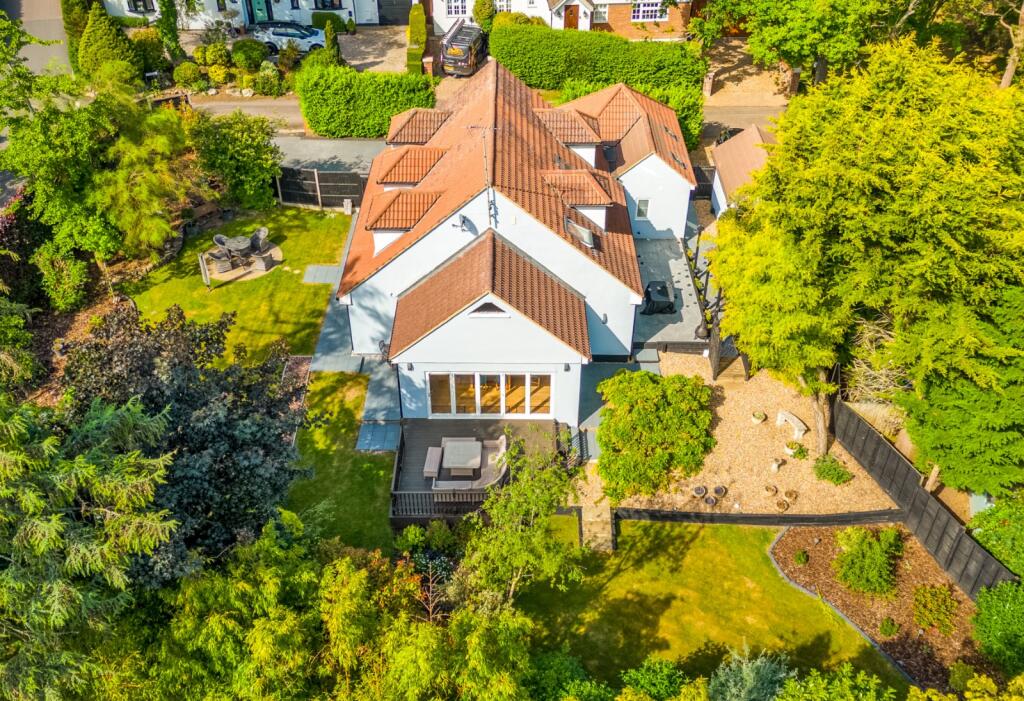 Additional image 3 of Turpins Chase, Oaklands, Welwyn, Hertfordshire, AL6