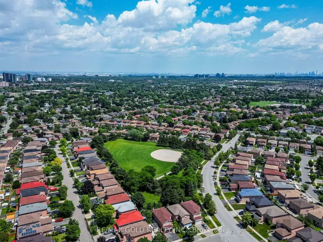 Additional image 40 of 66 Muirland Cres