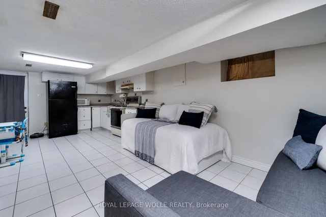 Additional image 29 of 1315 Lansdowne Ave