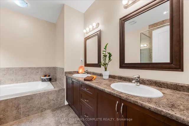 Additional image 25 of 180 Mother's St