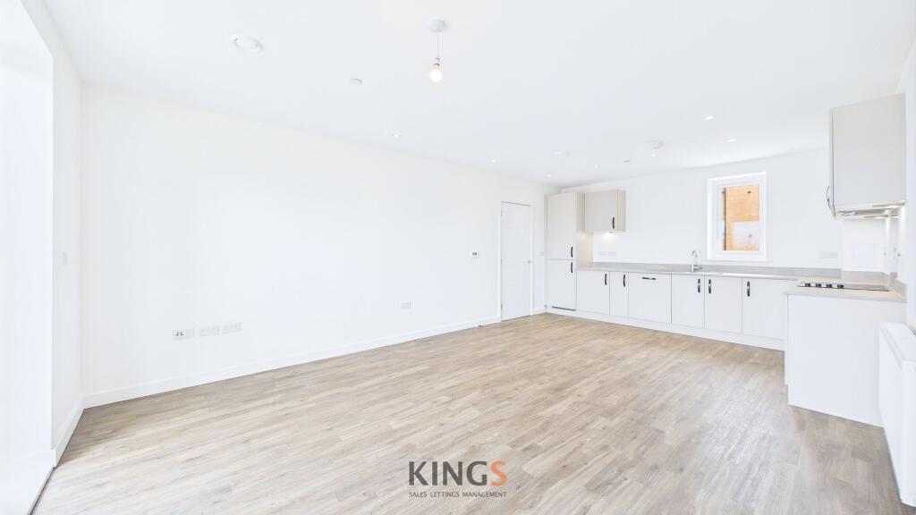 Additional image 5 of Summit Road, Ridge House Summit Road, AL10