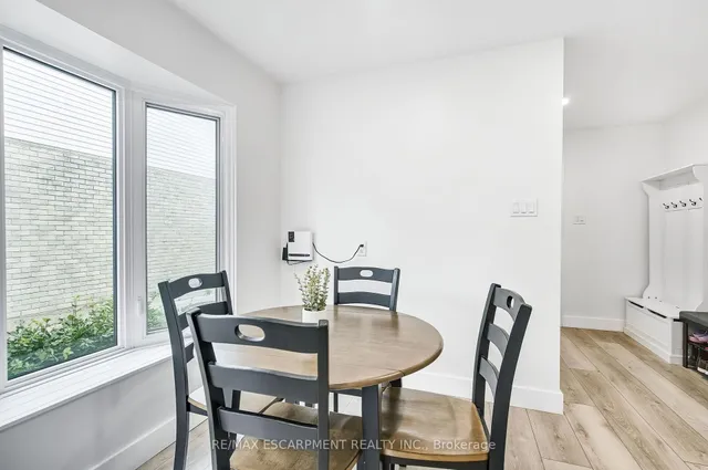 Additional image 12 of 27 Dalton Cres