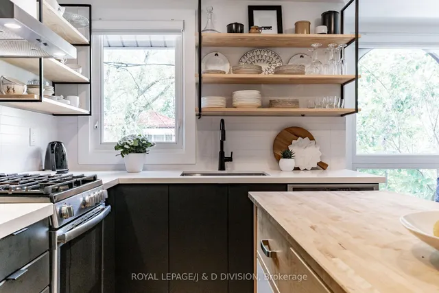 Additional image 21 of 59 Austin Ave