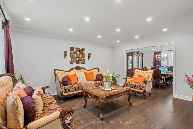 Additional image 8 of 10 Whitmore Crt