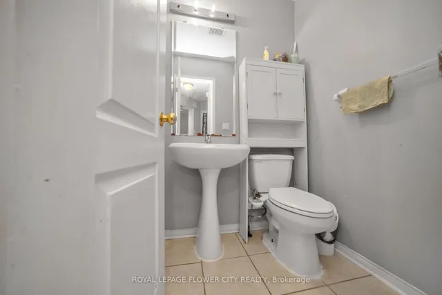 Additional image 18 of 33 Fiddleneck Cres