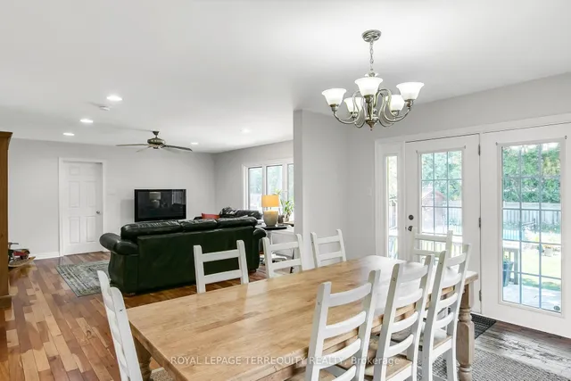 Additional image 10 of 11 Urbandale Ave