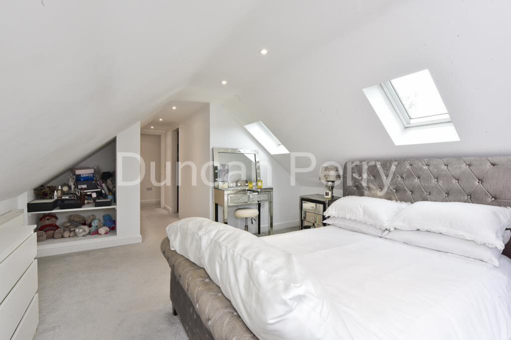 Additional image 17 of Dixons Hill Close, Welham Green