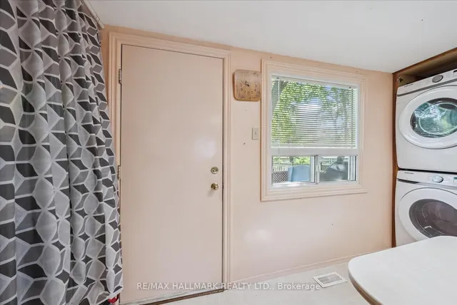 Additional image 17 of 83 Mcintosh St