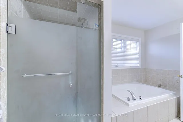 Additional image 27 of 8 Constance St