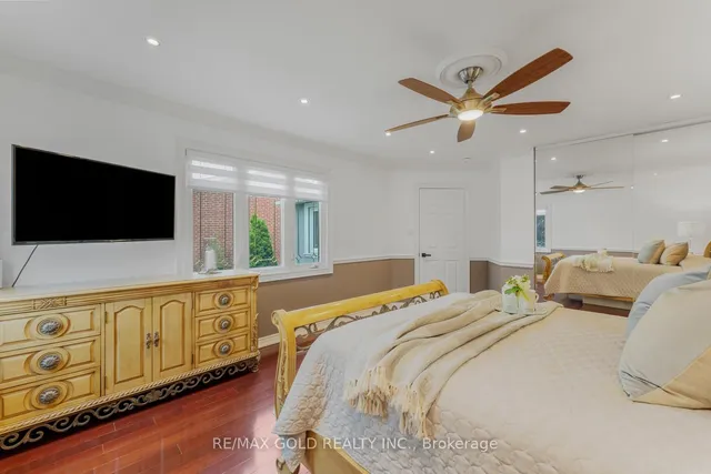 Additional image 24 of 17 Madrid Cres