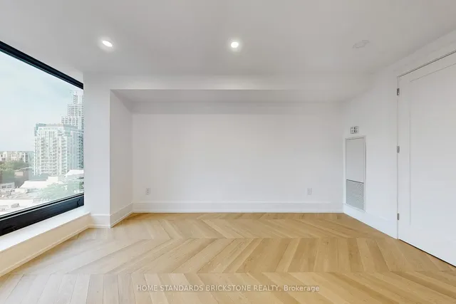 Additional image 29 of 110 Bloor St Unit 1009