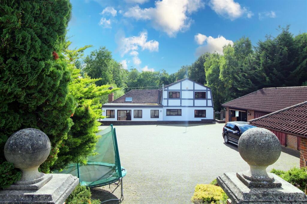 Additional image 20 of Reynards Road, Welwyn