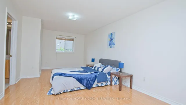 Additional image 25 of 74 EASTVIEW Gate