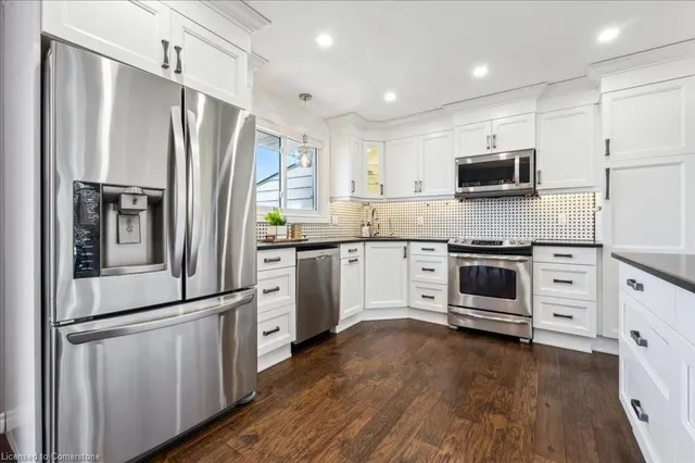 Additional image 14 of 34 Strathcona Cres