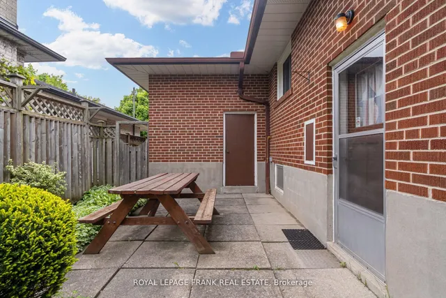 Additional image 6 of 29 Sedgemount Dr