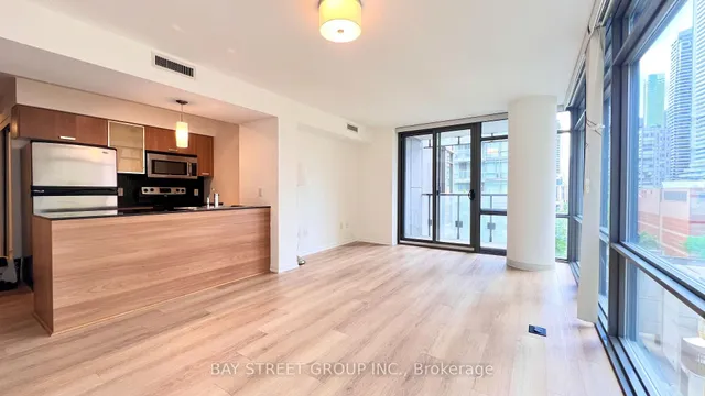 Additional image 19 of 38 Grenville St Unit 508