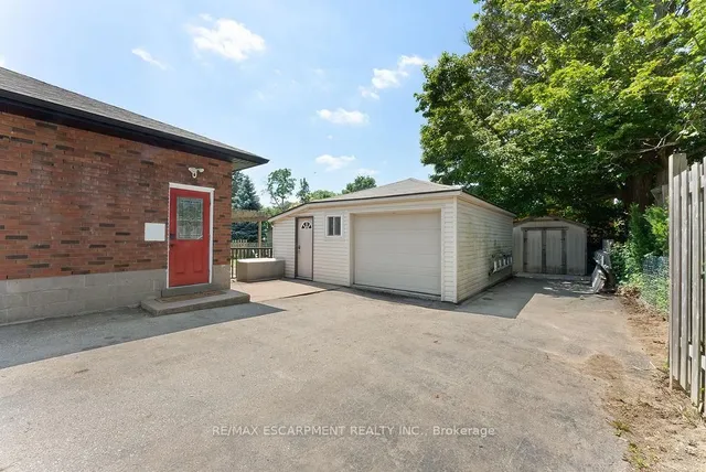 Additional image 39 of 172 ANNABELLE St