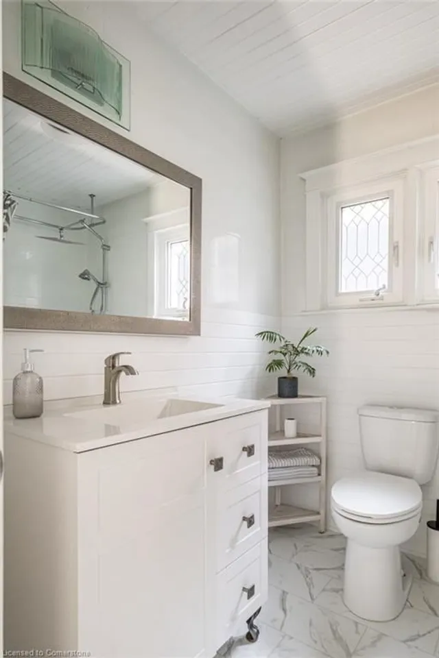 Additional image 28 of 39 Maplewood Ave