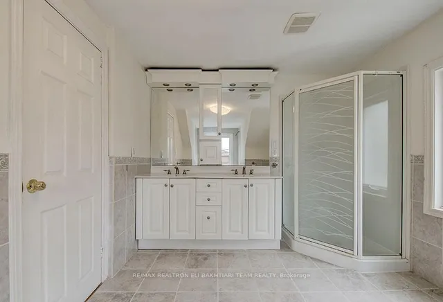 Additional image 40 of 29 Roseland Dr