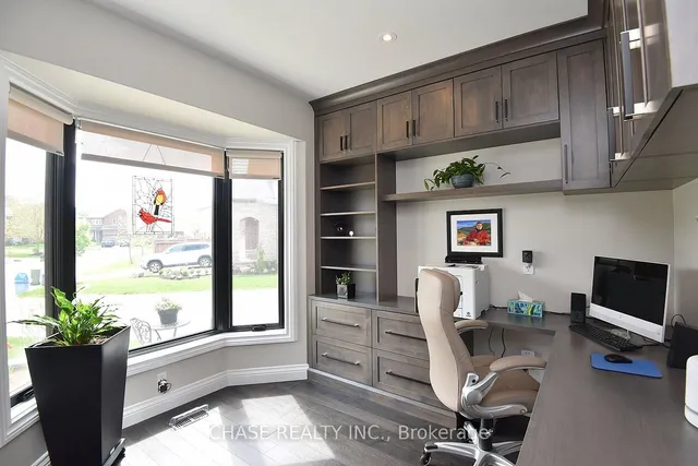 Additional image 8 of 19 Dyment Crt