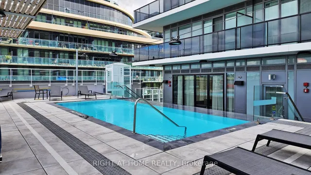 房产图片 49 - 70 Annie Craig Dr 单元 2703