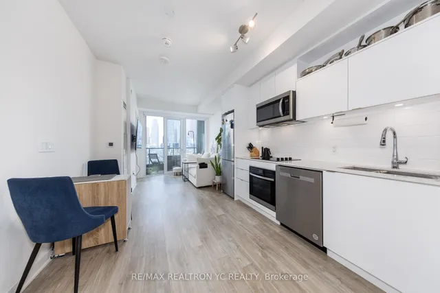 Additional image 8 of 135 Lower Sherbourne St Unit 1464