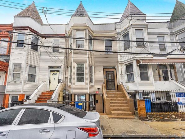 Property image for 1047 Trinity Avenue, Bronx, NY 10456