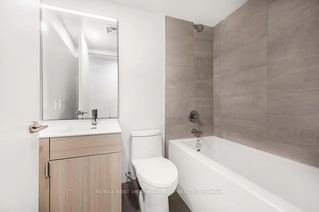 Additional image 24 of 28 Eastern Ave Unit TH105