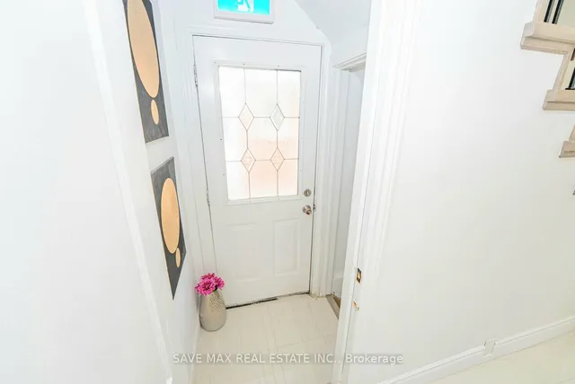 Additional image 25 of 76 Traverston Crt