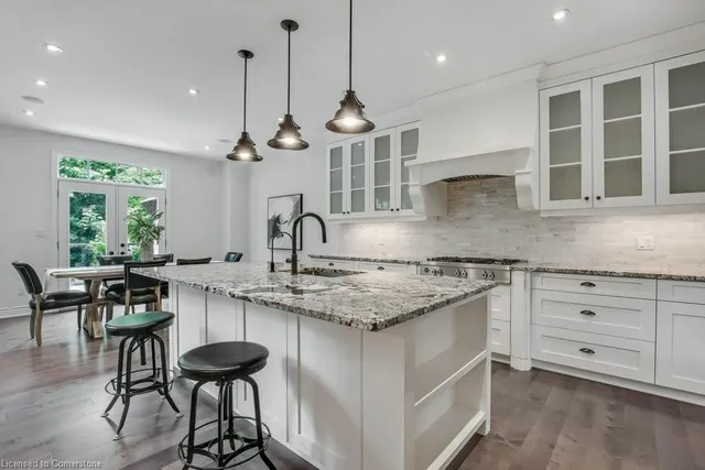 Additional image 9 of 12-258 Edgewater Cres