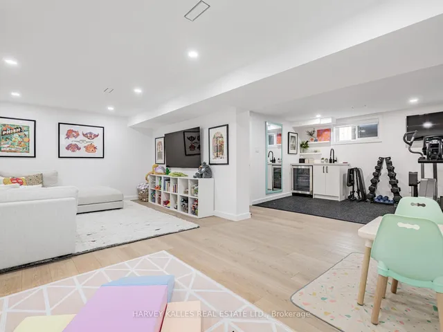 Additional image 21 of 59 Acton Ave