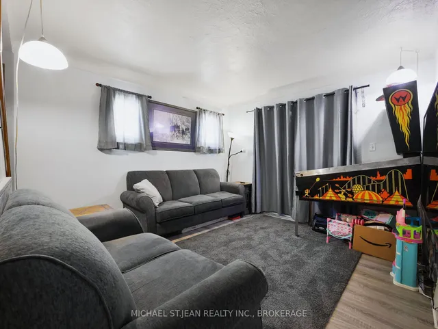 Additional image 19 of 89 Cameron Ave