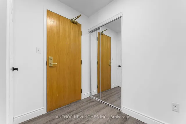 Additional image 27 of 195 Merton St Unit 515