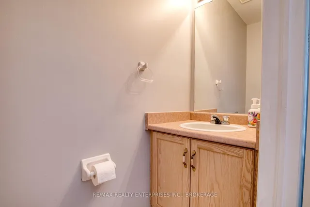 Additional image 5 of 800 Paramount Dr Unit 2