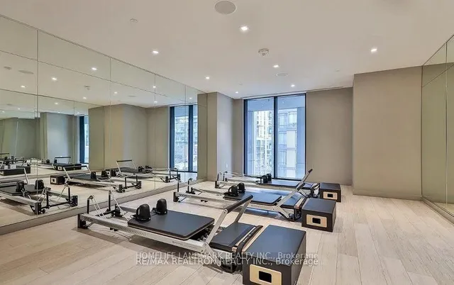 Additional image 18 of 1 Yorkville Ave Unit 2405