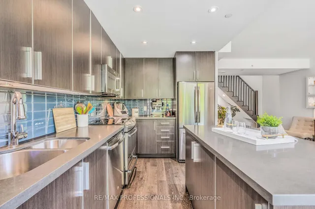 Additional image 18 of 2212 Lake Shore Blvd Unit Th04